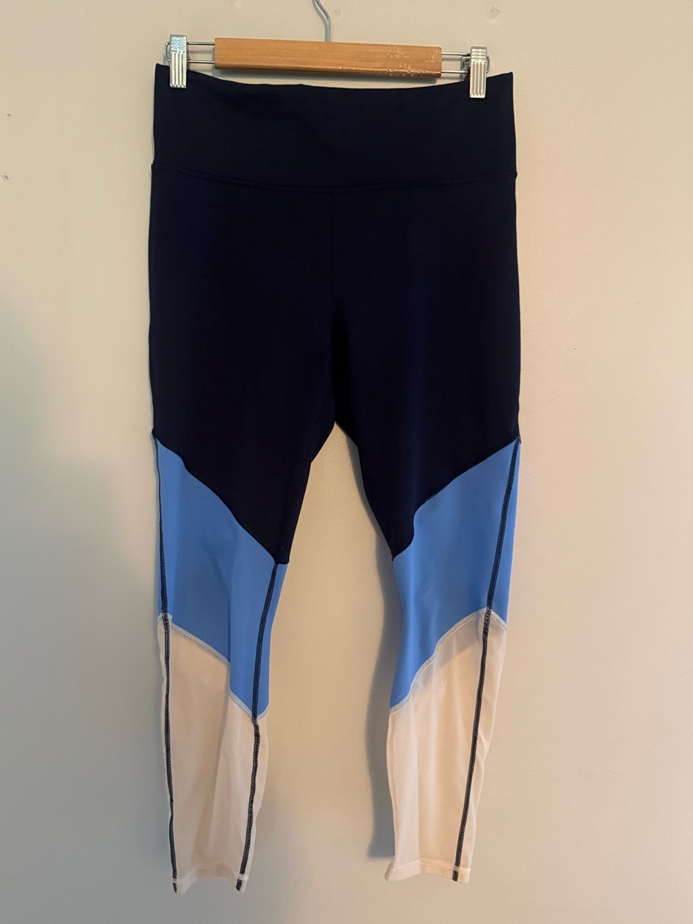 Fabletics Women’s Large Powerhold Leggings